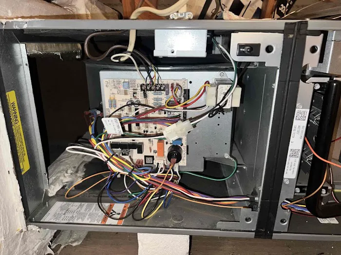 E+M Emergency Air Conditioning LLC Picture 8