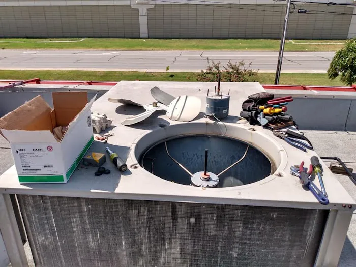 CLAYTON HVACR Picture 9