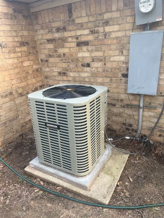 That AC Guy Picture 2