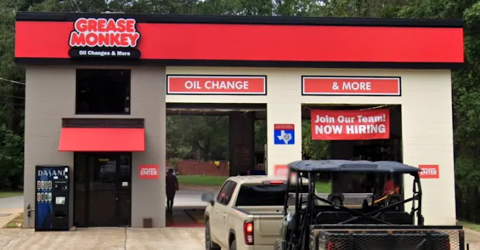 Grease Monkey Picture 2