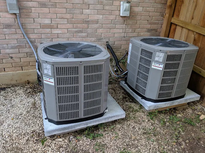 Del's Heating & Air Conditioning Picture 1