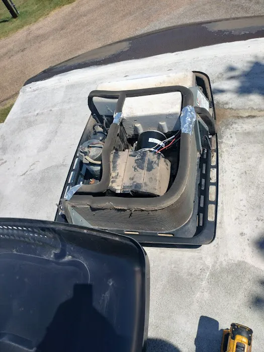 Camper Services and A/C Picture 8