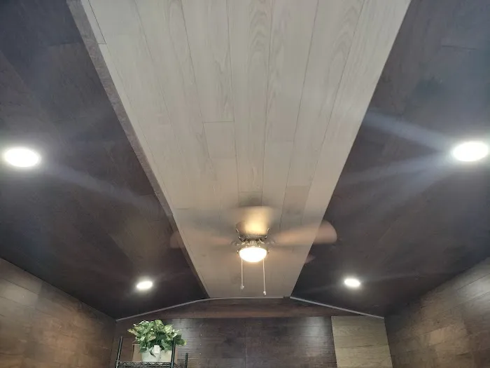 Camper Services and A/C Picture 10