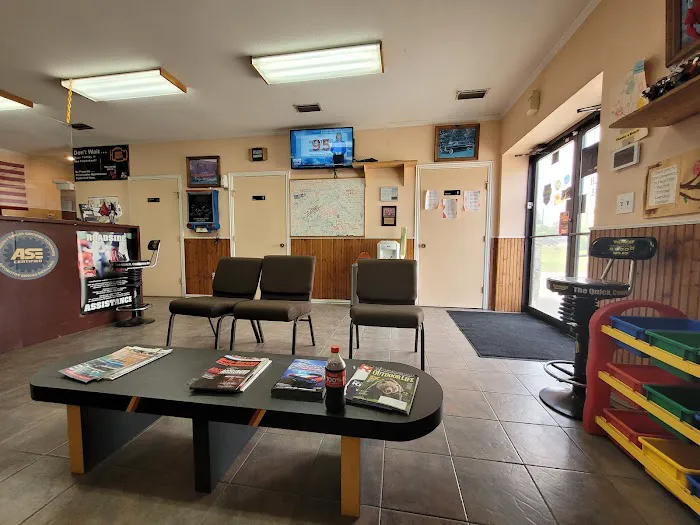 Master-Tech Automotive for all your automotive needs ! Picture 1