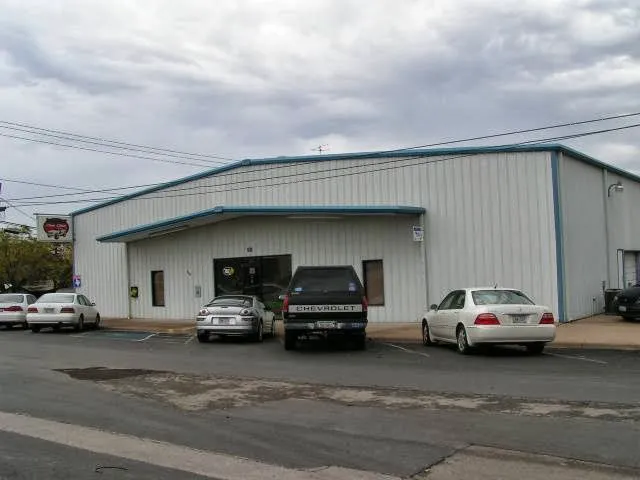 Lopez Auto Clinic LLC Picture 3