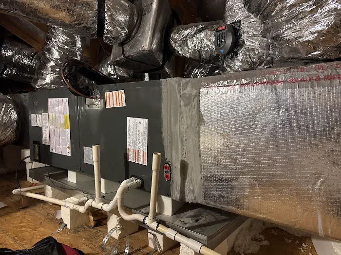 Altabra Air Conditioning Picture 8