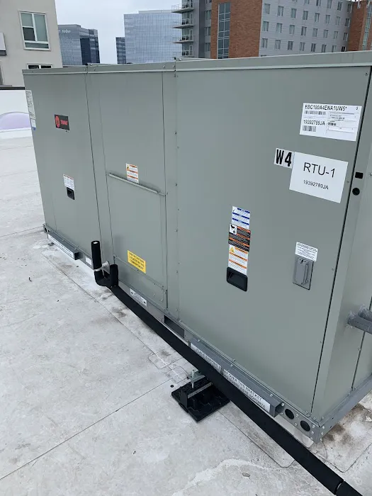 Sharp Air Mechanical Picture 4