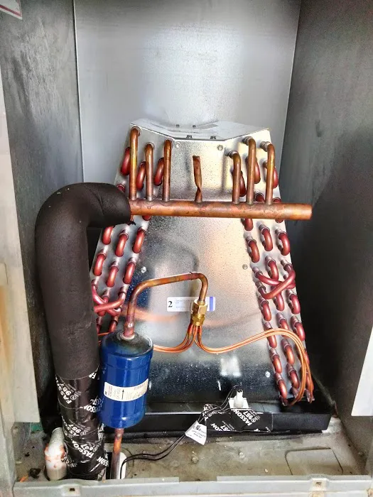 FLORESVILLE AIR CONDITIONING AND HEATING Picture 8