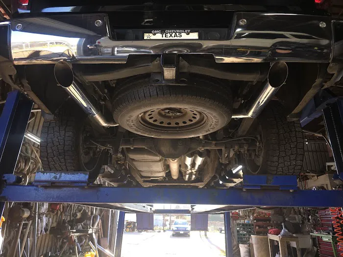 JR Muffler & Mechanic Shop Picture 9