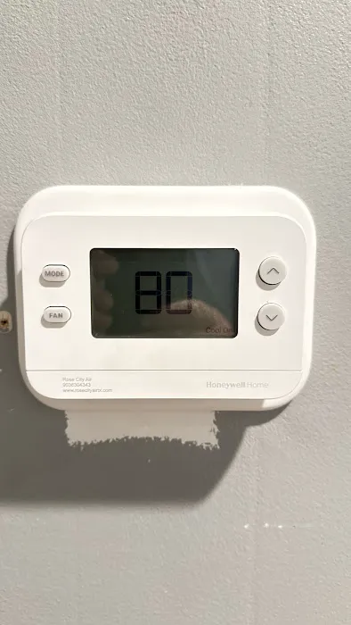 Rose City Air Picture 9