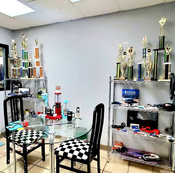 Fifties Oil Change and Service Center Picture 6