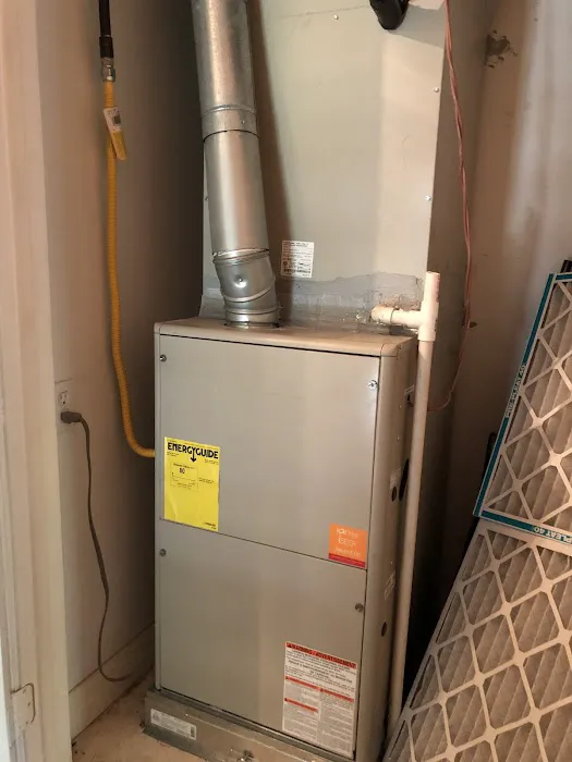 Martin A/C and Overhead Doors Picture 3