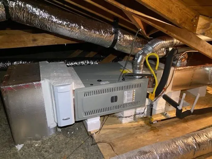 Chuck's Air Conditioning Picture 6