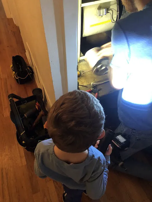 Green Electric Heat and Cool Picture 1