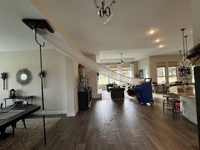 Supreme Air Austin Picture 5