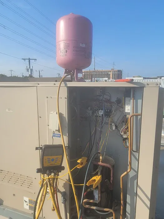 Valenzuela's AC & Heating Picture 3