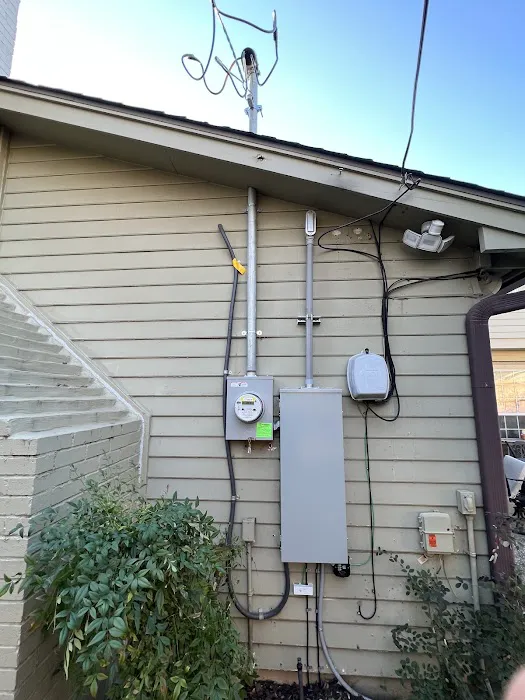 SALT Plumbing Air & Electric Picture 6