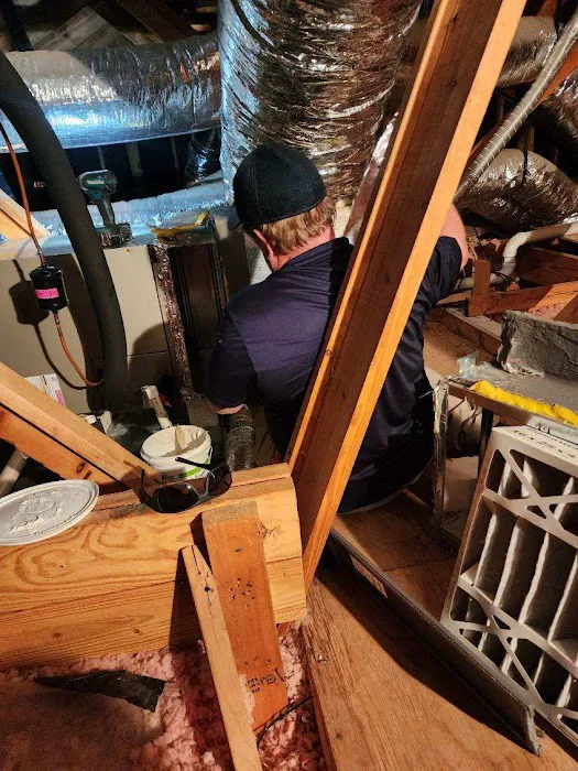 Arctic Air Company Picture 9