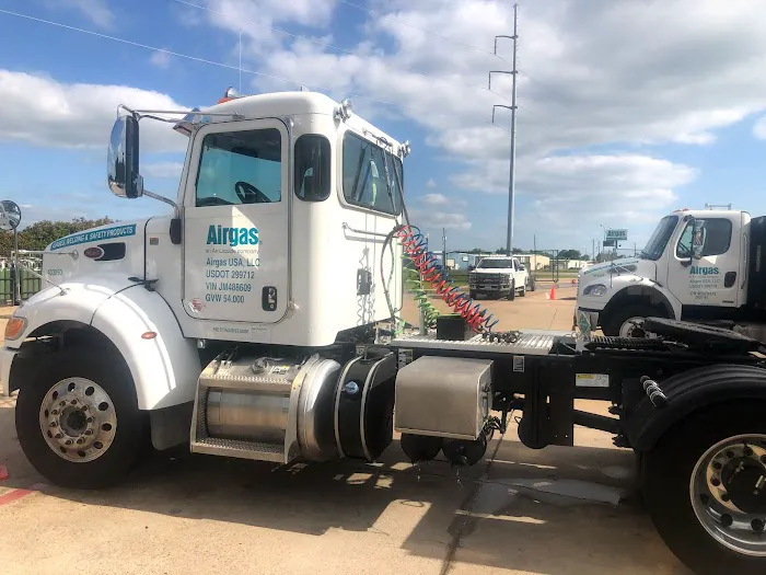 Hood Service Company Picture 3