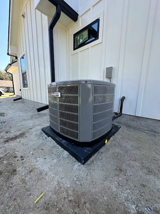 Serna Services Air Conditioning & Spray Foam Insulation Picture 6