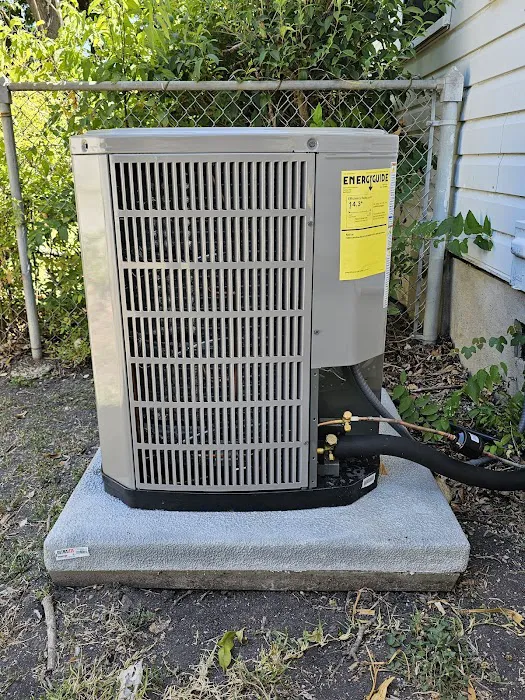 PT Maintenance. Air Conditioning & Heating Services Picture 10