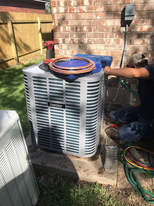 PT Maintenance. Air Conditioning & Heating Services Picture 3