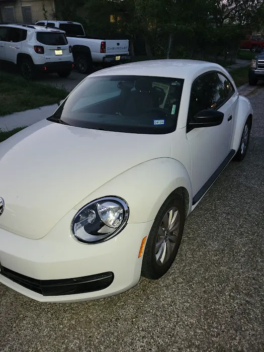 San Antonio Auto Center Picture 4