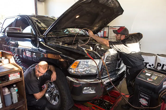 Grease Monkey Picture 5