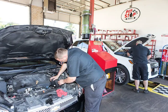 Grease Monkey Picture 6