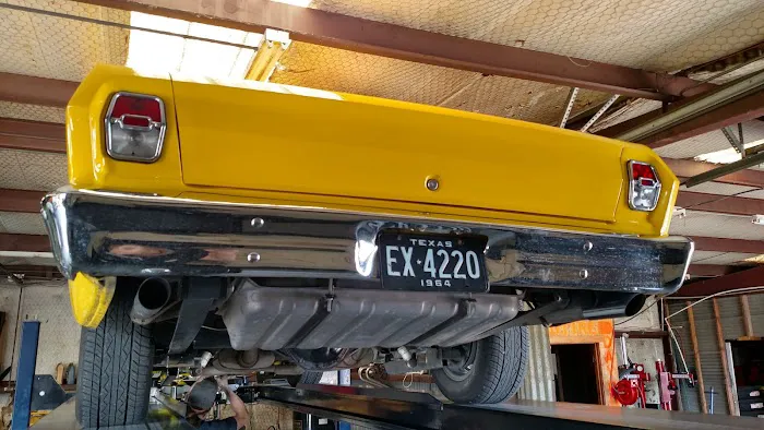 Tip-Top Auto Repair Picture 4