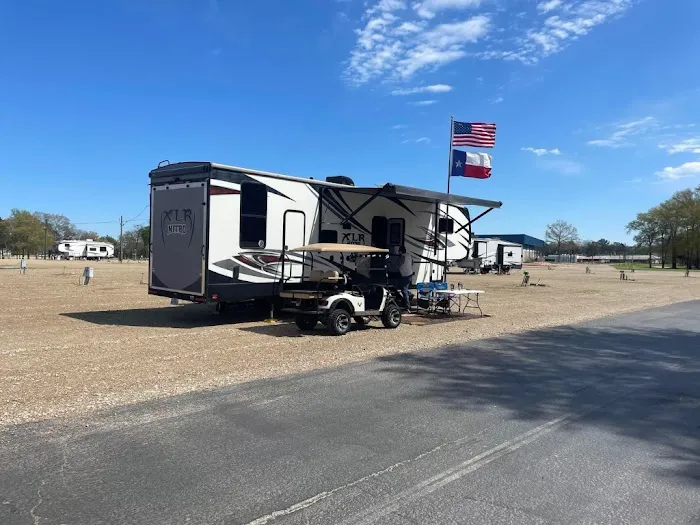 Absolute Mobile RV Repair 24hr Service Picture 1