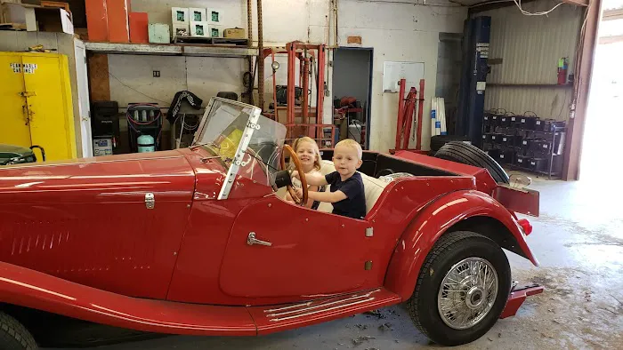 Hill County Auto Care Picture 10