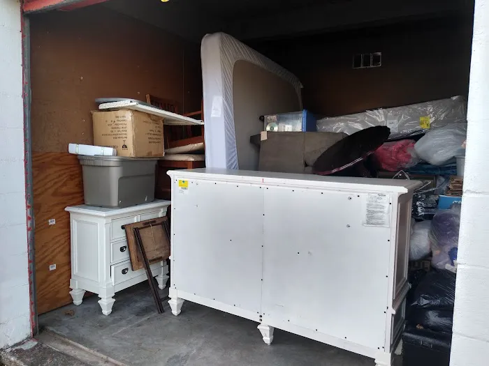 Hall's Heating, Air Conditioning & Refrigeration Picture 1