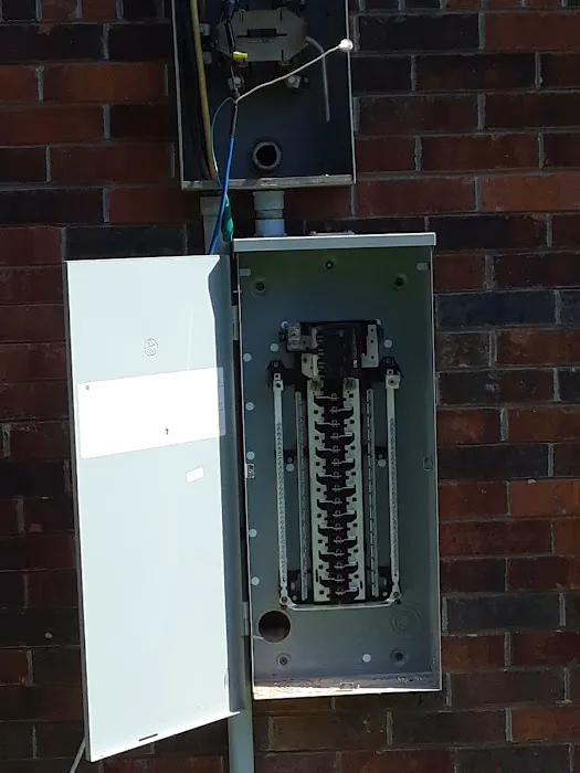 Chuck's Maintenance & Repair Services LLC Picture 6