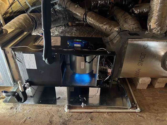 SALT Plumbing Air & Electric Picture 8