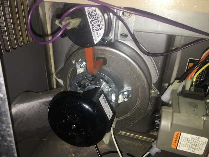 Royal AC and Heating Picture 9