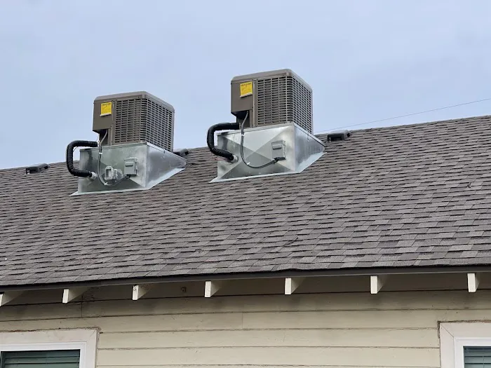 Daily Service Company Picture 1