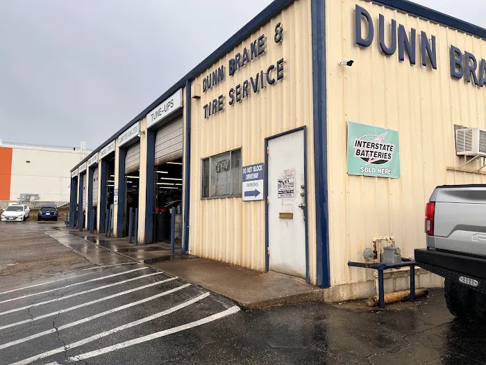 Dunn's Auto Repair Picture 1