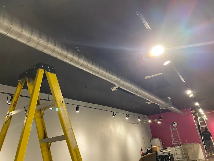 Corona Air Services Llc Picture 4