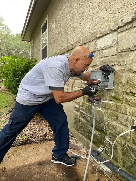 Comfort Boys Service Company Picture 10