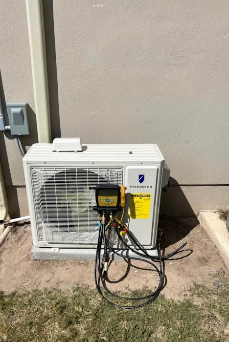 Capital Air Picture 8