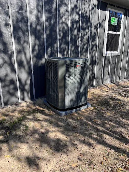 Blue Breeze Heating and Air Conditioning LLC Picture 1