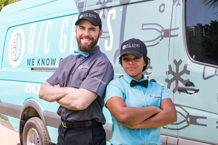 Elstonaire - A/C Geeks Picture 2