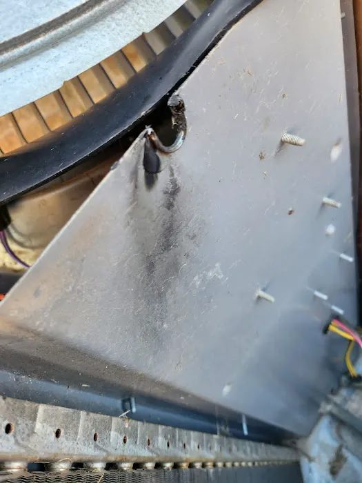 Ugly Dog Heating & Cooling Picture 6