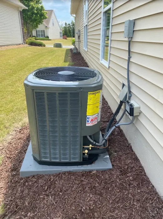 HVAC Repair Crew Picture 5