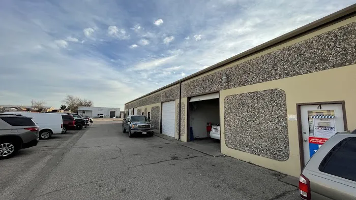 Discount Automotive Picture 1