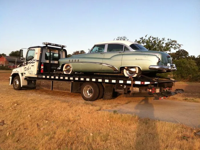 Rick's Automotive Picture 3