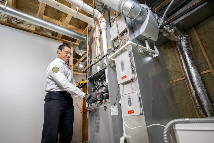 One Hour Heating & Air Conditioning Picture 4