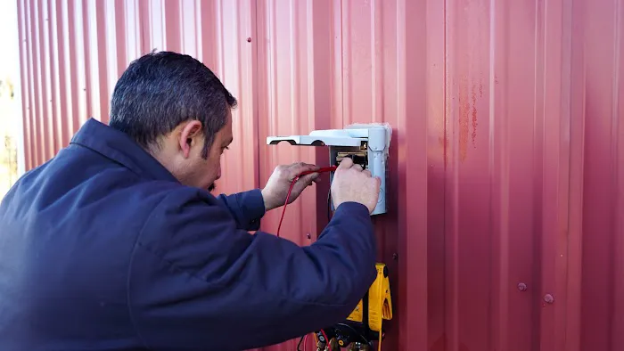 Global Cooling & Plumbing+ Picture 2