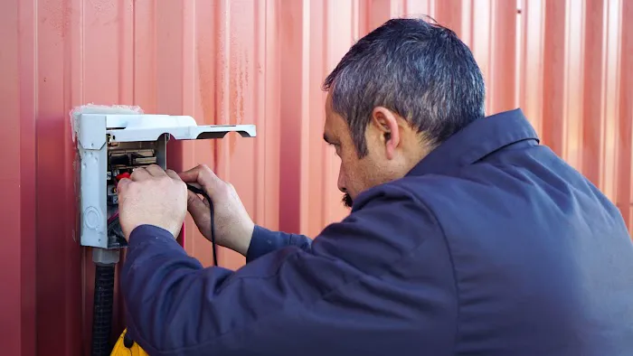 Global Cooling & Plumbing+ Picture 2